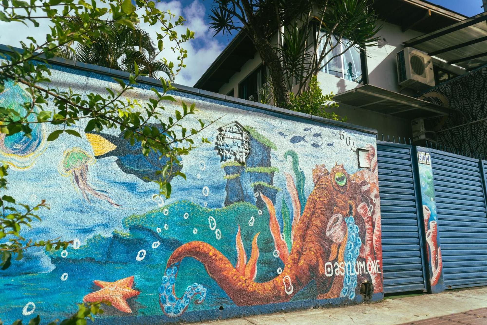Oceanic Hostel Balneario Camboriu Exterior photo