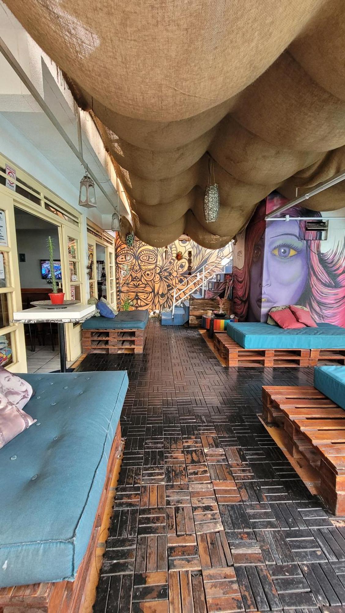 Oceanic Hostel Balneario Camboriu Exterior photo