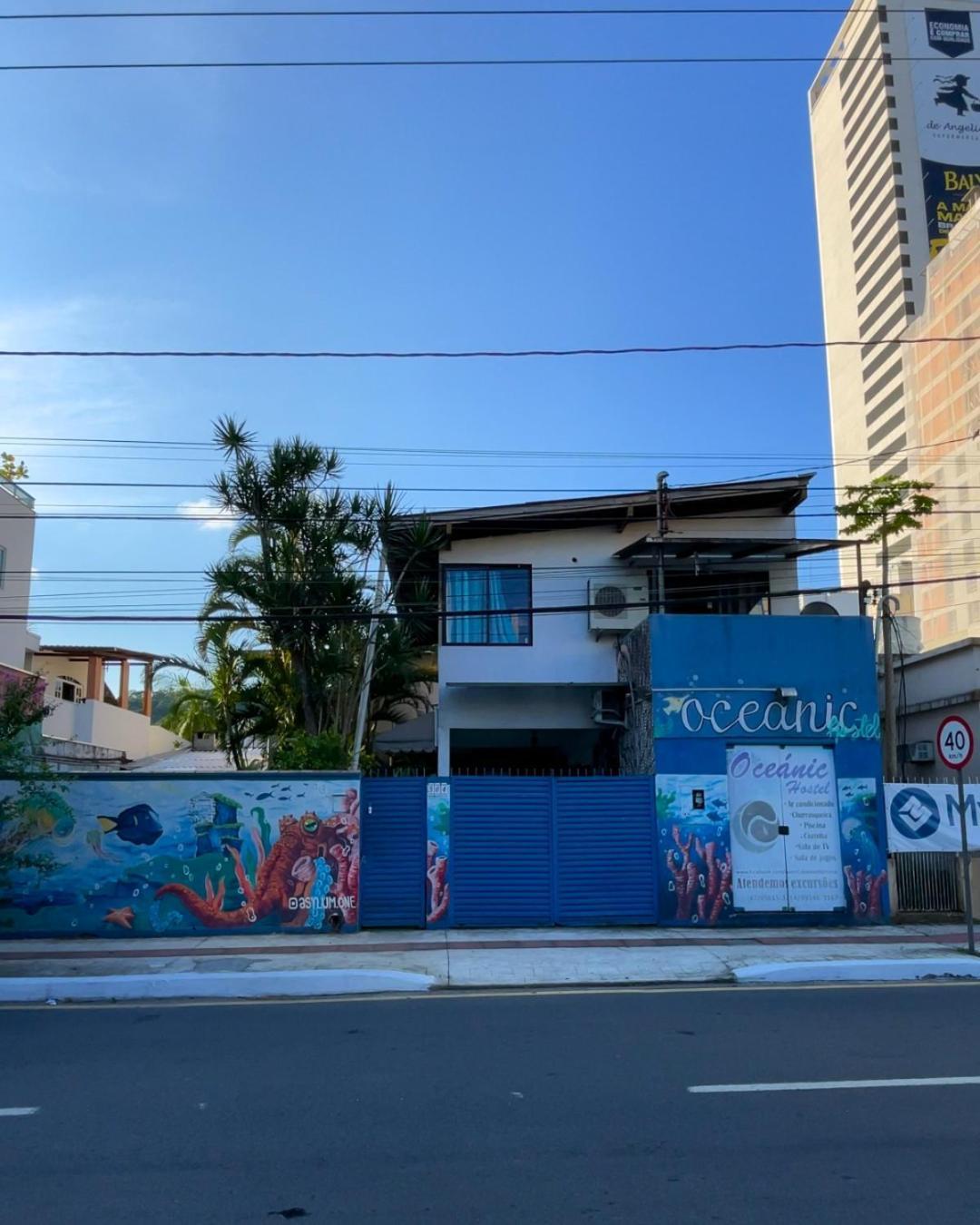 Oceanic Hostel Balneario Camboriu Exterior photo